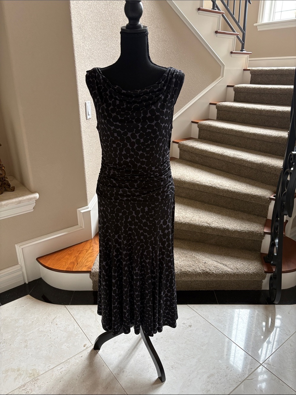 Jones New York Black Polka Dot Sleeveless Midi Dress